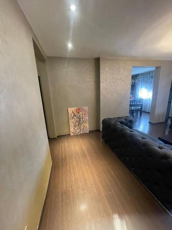 Luxury Apartment City Centre Tirana Exterior foto