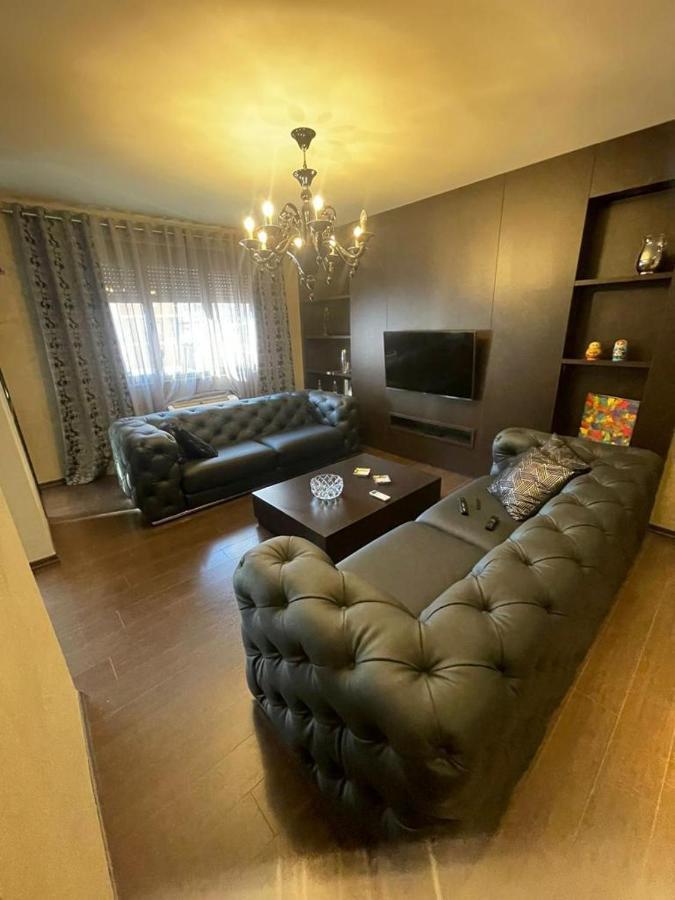 Luxury Apartment City Centre Tirana Exterior foto